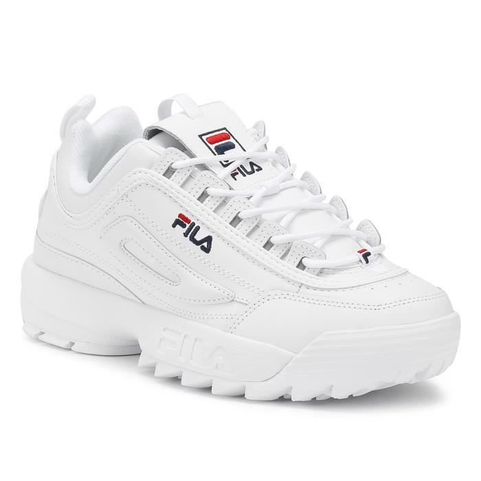 paire de basket fila